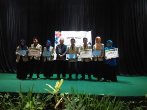 Mahasiswa Ekonomi Islam Juara 3 LKTI Halal Patika 2017