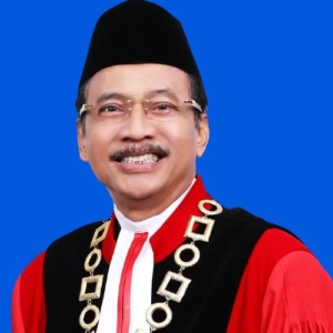 Dr. H. Suhartoyo, S.H., M.H.