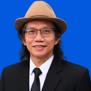 Mukmin Zakie, S.H., M.Hum., Ph.D.