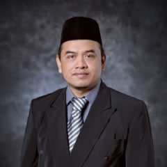 Dr. Muhammad Roy Purwanto, S.Ag., M.Ag Dr. Muhammad Roy Purwanto, S.Ag., M.Ag