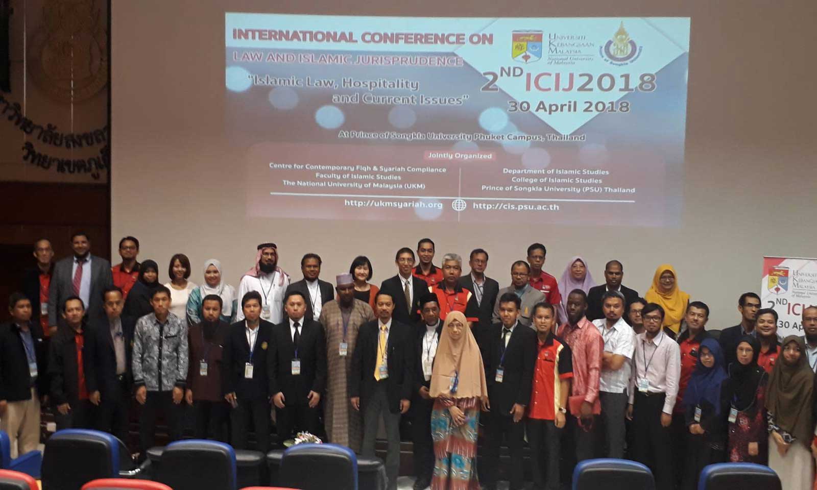 Foto Bersama Peserta “2nd International Conference on Law and Islamic Jurisprudence 2018” di Prince of Songkla University, Phuket, Thailand