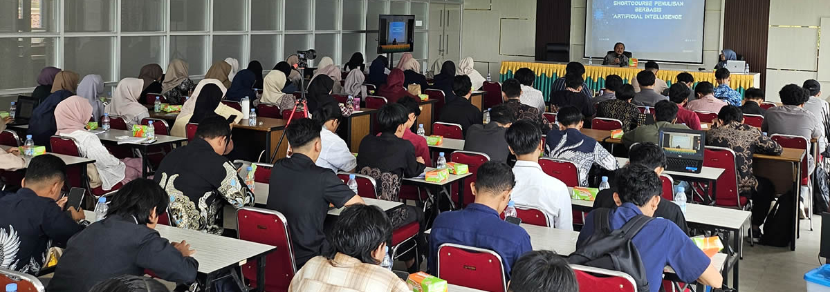 Short course Penulisan Berbasis Artificial Intelligence di FIAI UII (foto: FIAI)