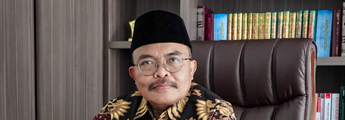 Dr. Asmuni, MA. Dekan Fakultas Ilmu Agama Islam UII (foto: IPK)