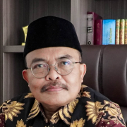 Dr. Asmuni, MA. Dekan Fakultas Ilmu Agama Islam UII (foto: IPK)