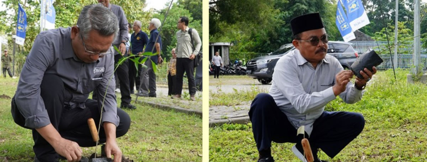 Rektor UII, Prof Fathul Wahid dan Dekan FIAI, Dr Asmuni menanam pohon (foto: IPK)