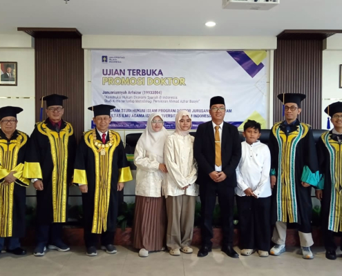 Januariansyah Arfaizar Raih Gelar Doktor di UII, Berkat Teliti Konstruksi Hukum Ekonomi Syariah
