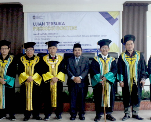 Jaenal Sarifudin Raih Gelar Doktor di DHI UII